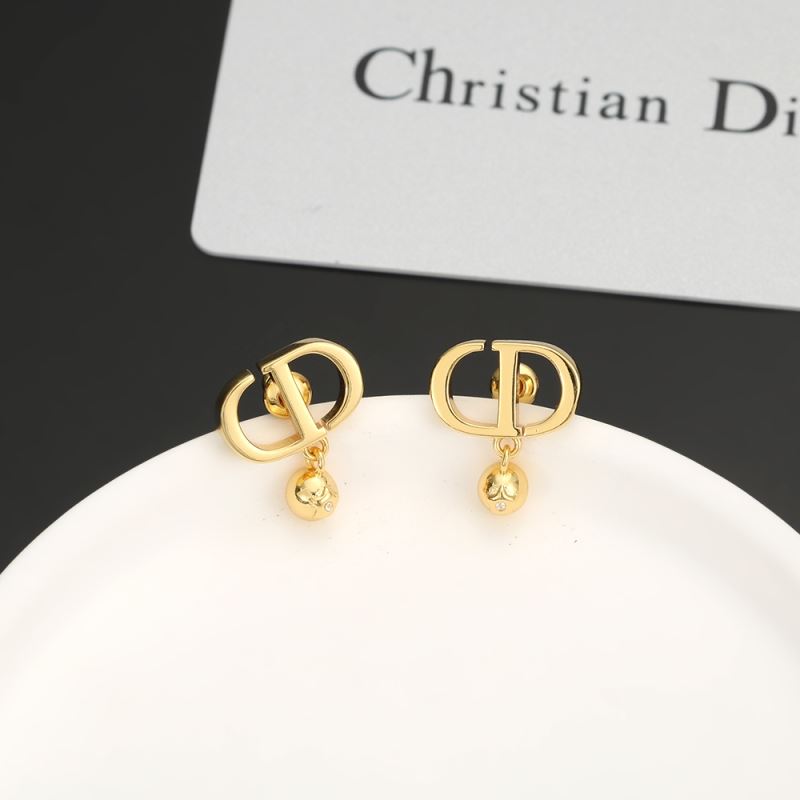 chr1st1an D10r earrings
